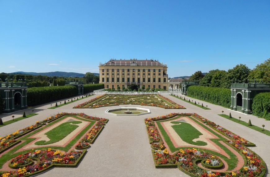 schönbrunn, gardens, vienna-503846.jpg