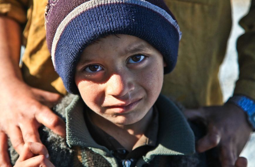 boy, poor, afraid-60710.jpg