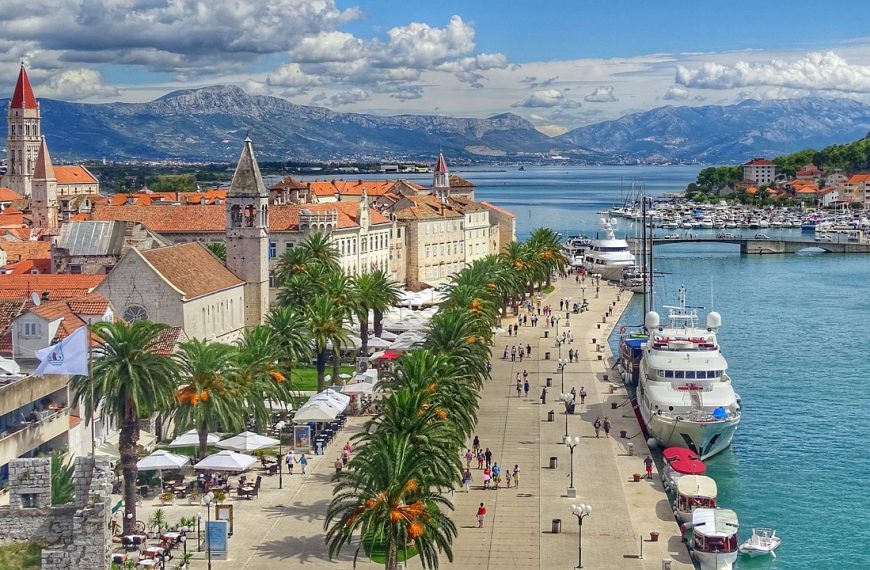 city, sea, architecture