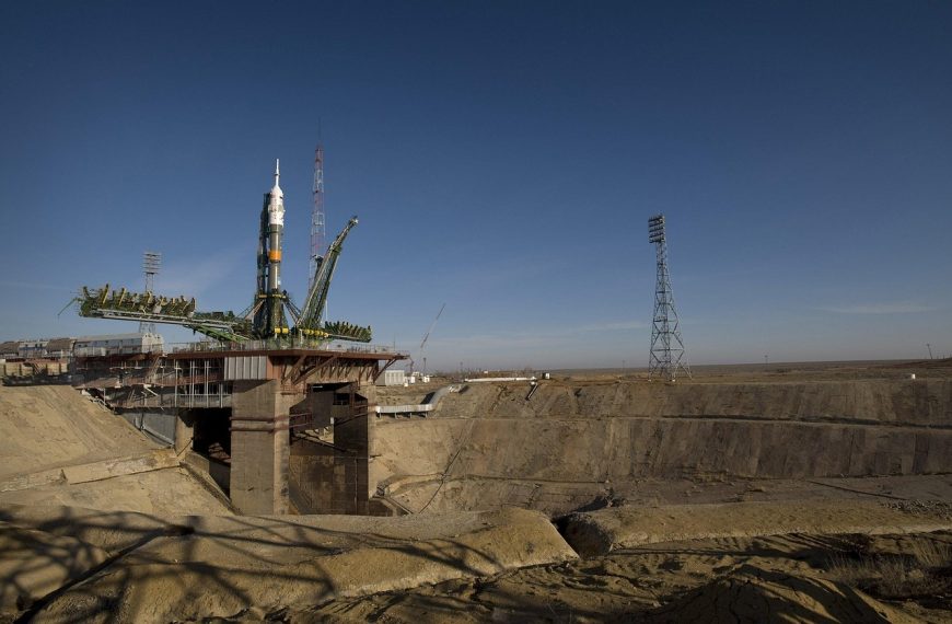 rocket, soyuz rocket, soyuz, begin, lift up, flying, icbm, engine, space travel, spaceport, launch pad, satellite, rocket, rocket, rocket, soyuz, soyuz, icbm, icbm, spaceport, spaceport, spaceport, spaceport, spaceport, launch pad, launch pad