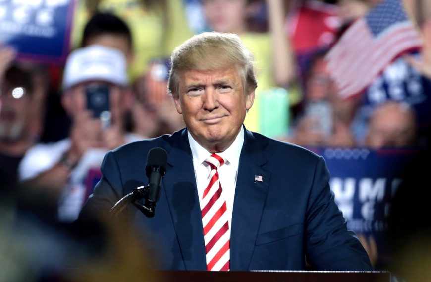 America’s Crossroads Between Democracy and Authoritarianism